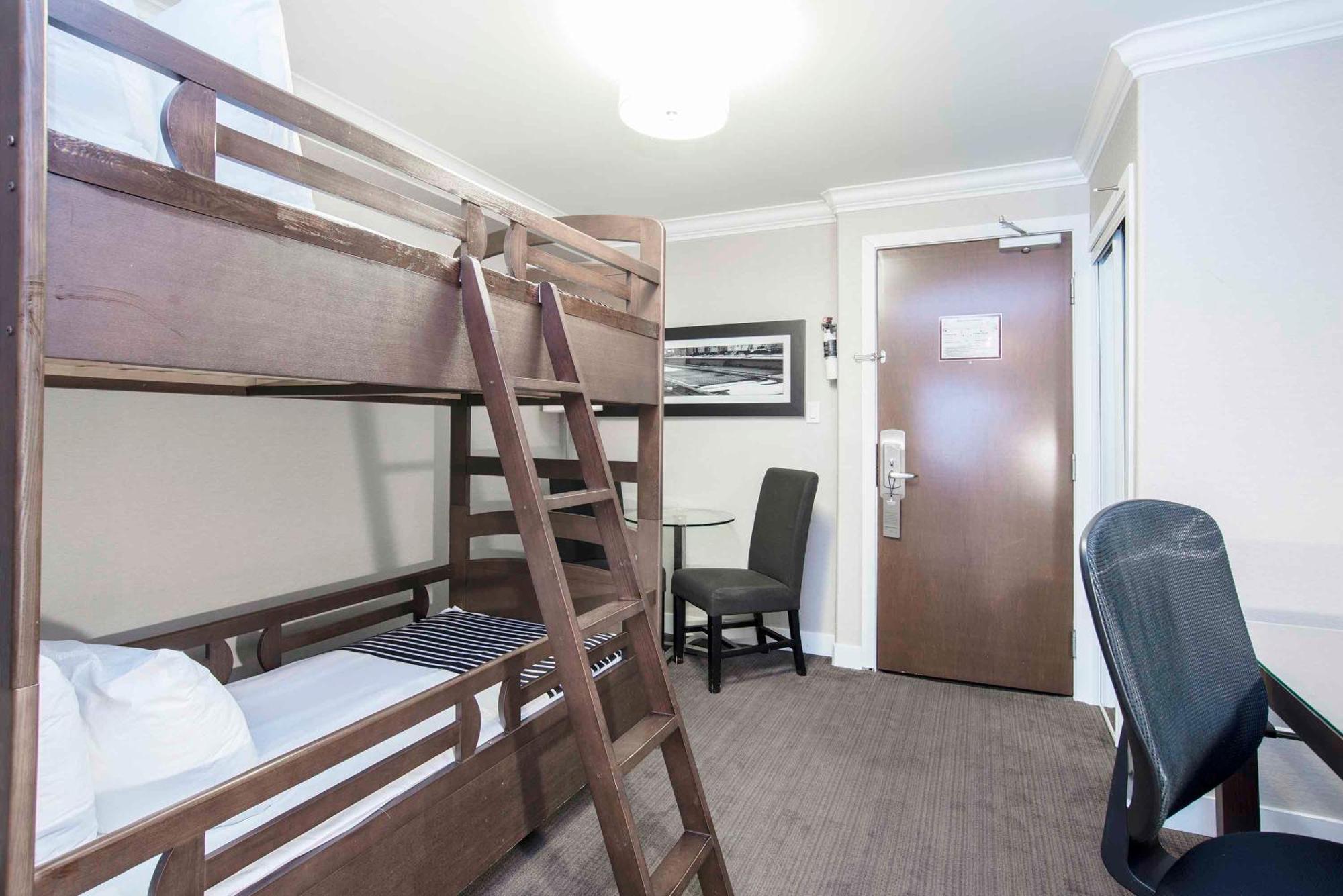 Hotel Sandman Signature George 4*