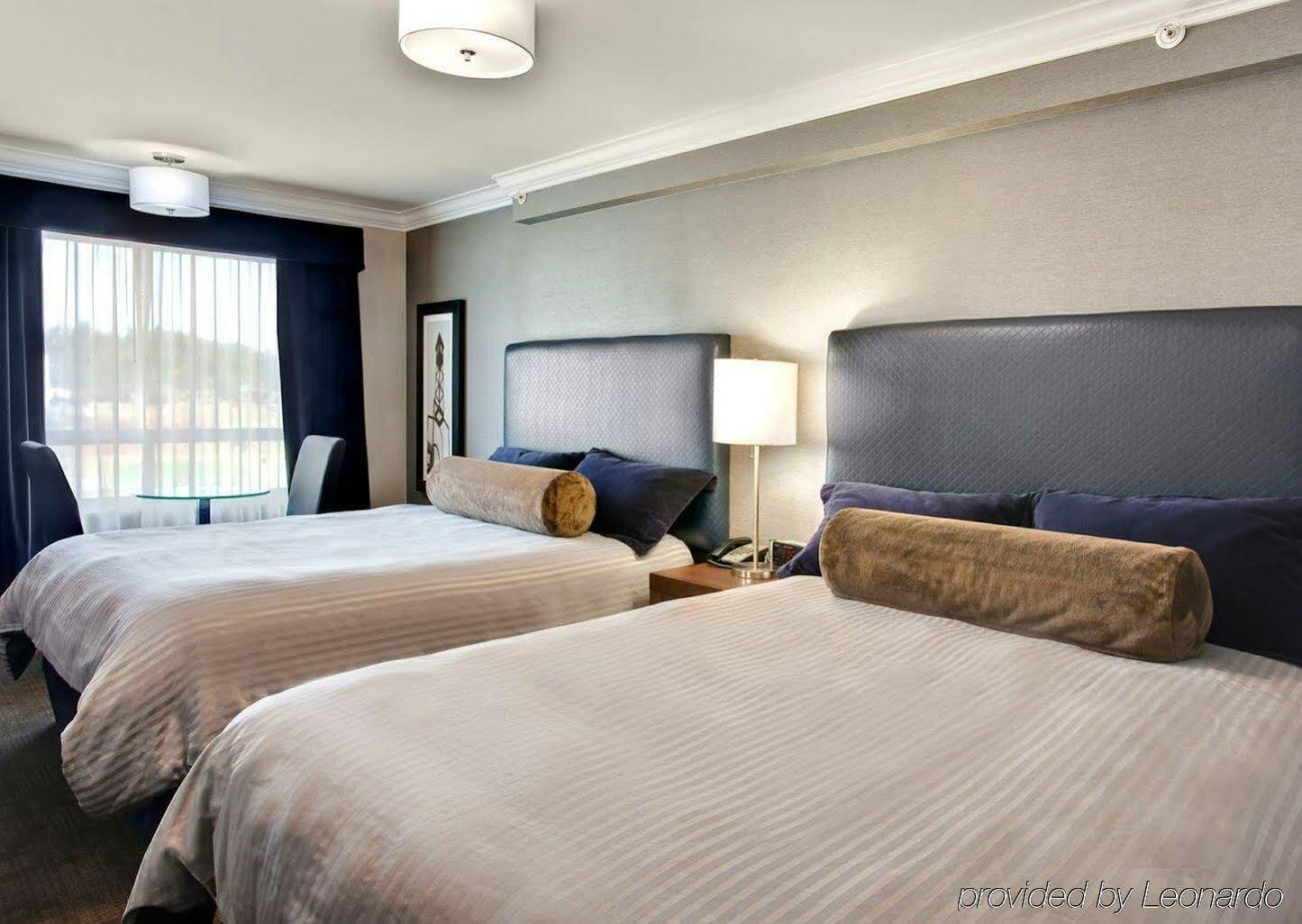 Sandman Signature George 4* Prince George