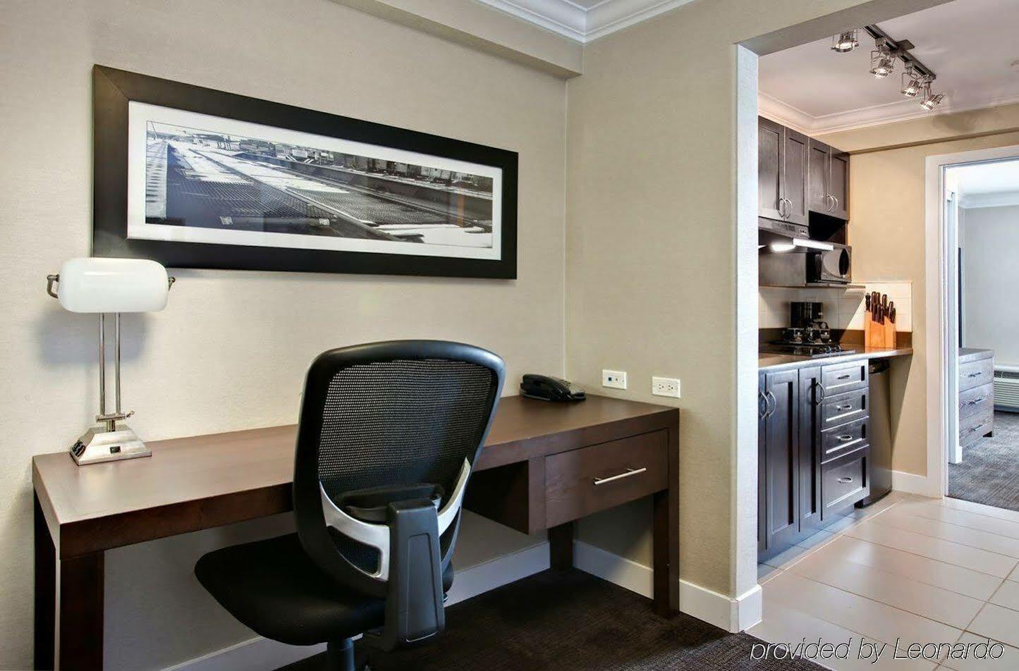 Sandman Signature George 4* Prince George